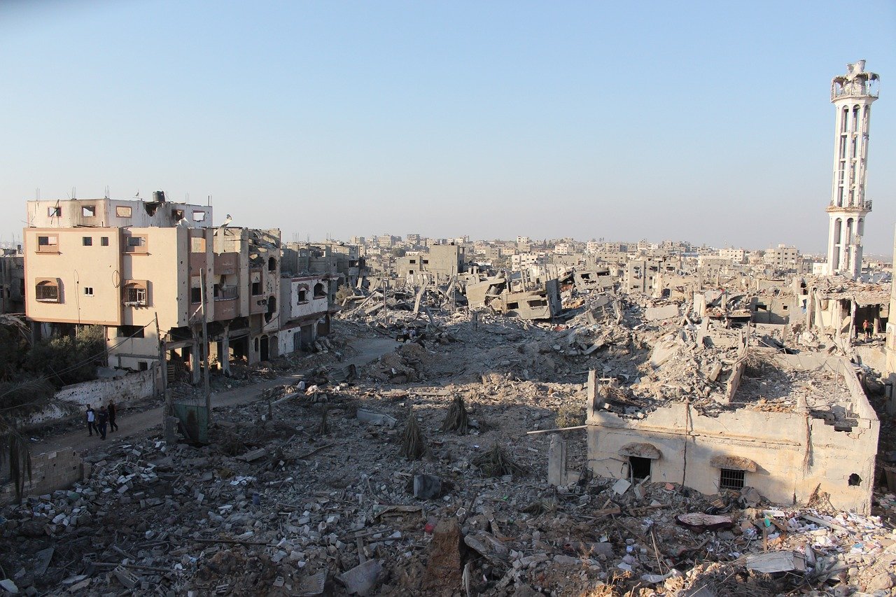Estados Unidos afirma que no hay genocidio en Gaza, pero insta a proteger civiles