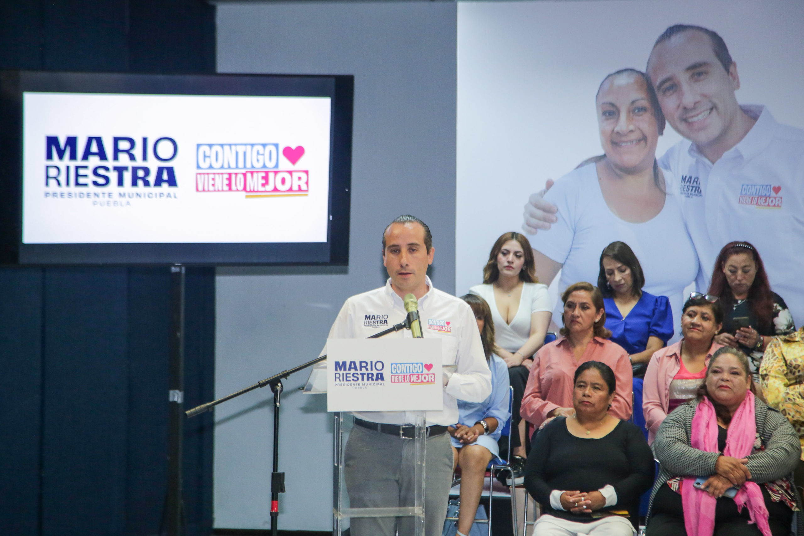 En presentación de Eje Mujeres, Mario Riestra promete respaldo a víctimas de deudores alimentarios