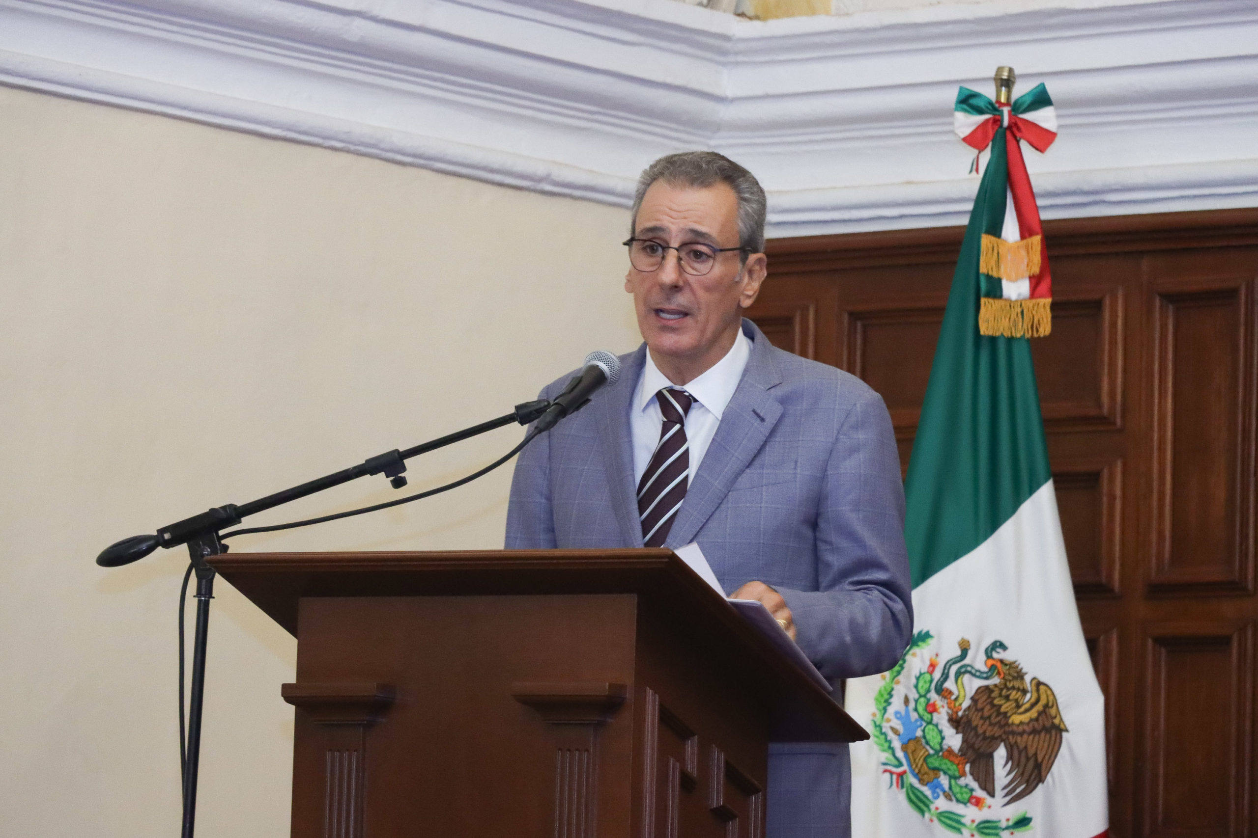 Presenta Pepe Chedraui propuestas ante el Consejo Universitario de la BUAP