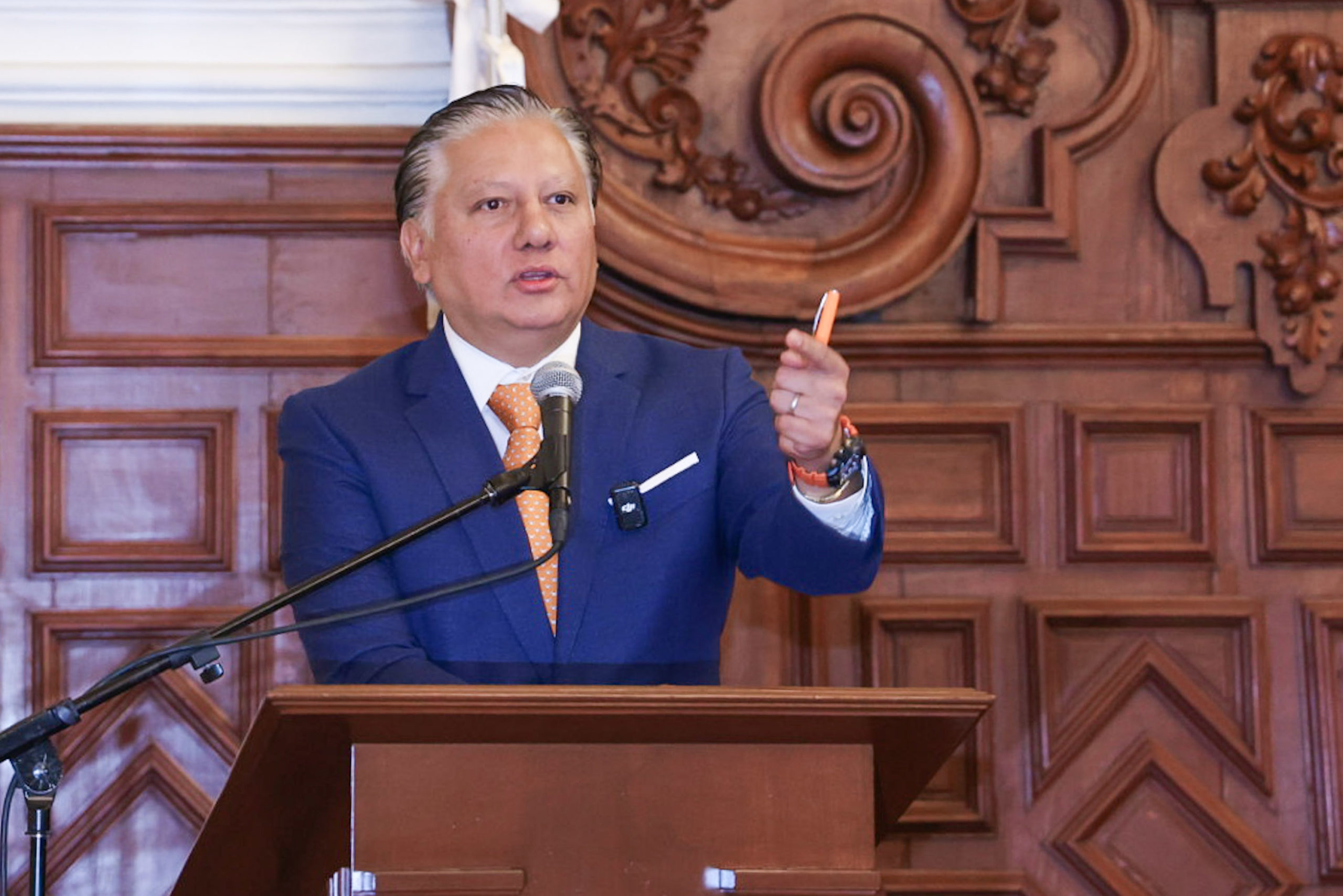 Fernando Morales reconoce el triunfo de Alejandro Armenta como el próximo gobernador de Puebla