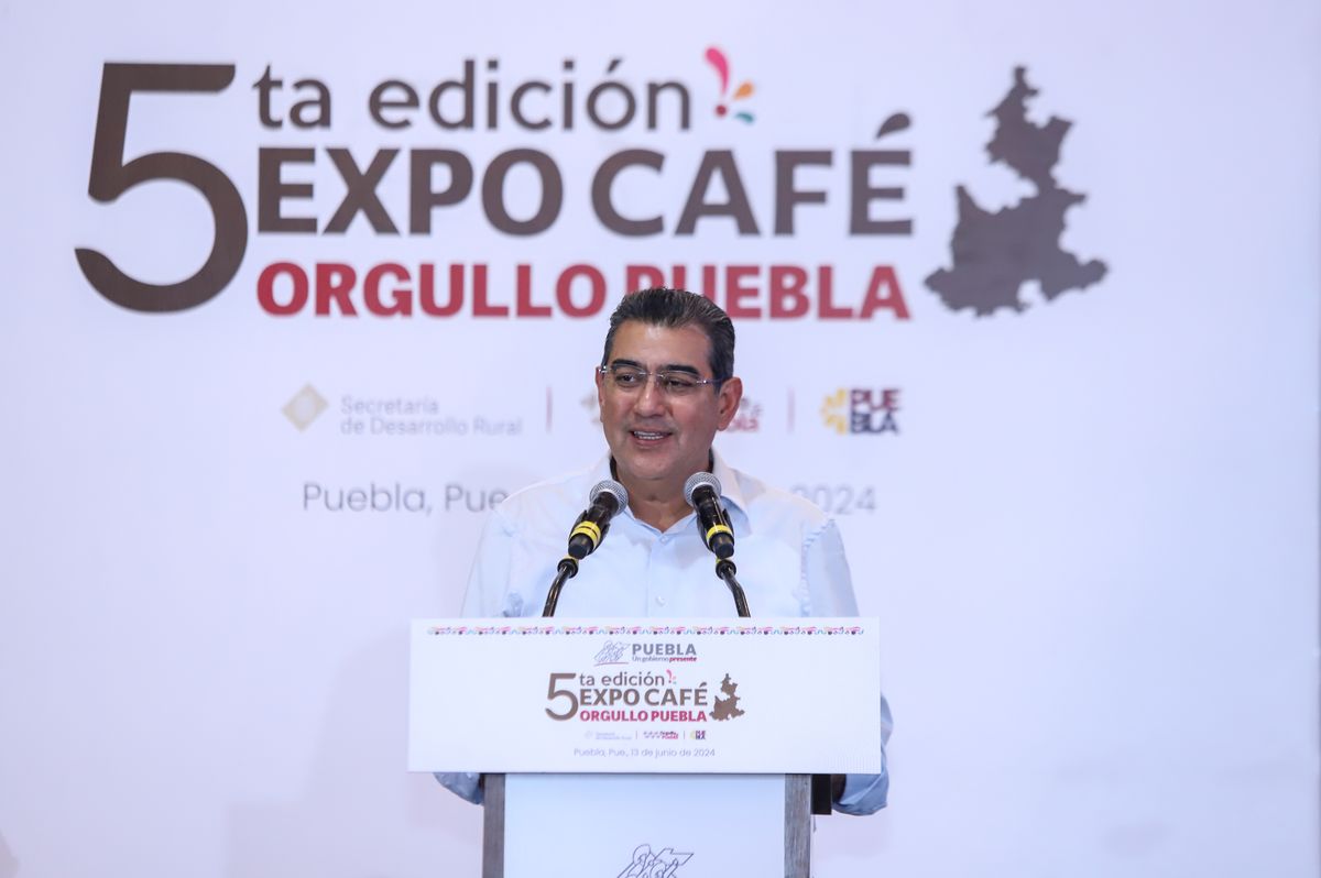 Sergio Salomón Céspedes Peregrina, gobernador del estado de Puebla. Foto: Especial