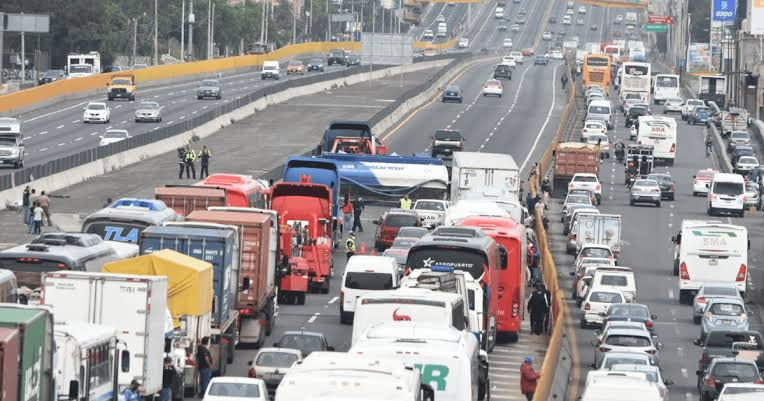 Transportistas en México cancelan paro nacional por impago en proyecto del Tren Maya