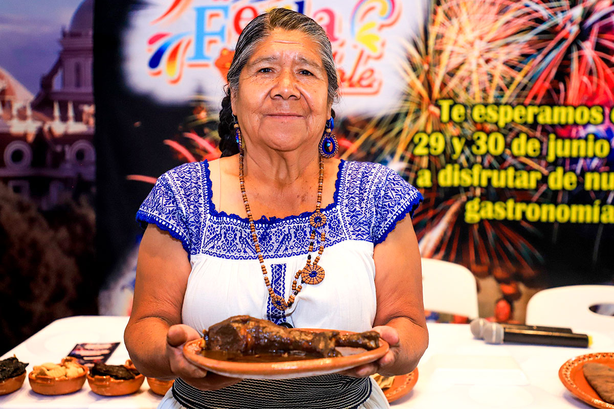 feria-mole-calpan-rogelia-ventura