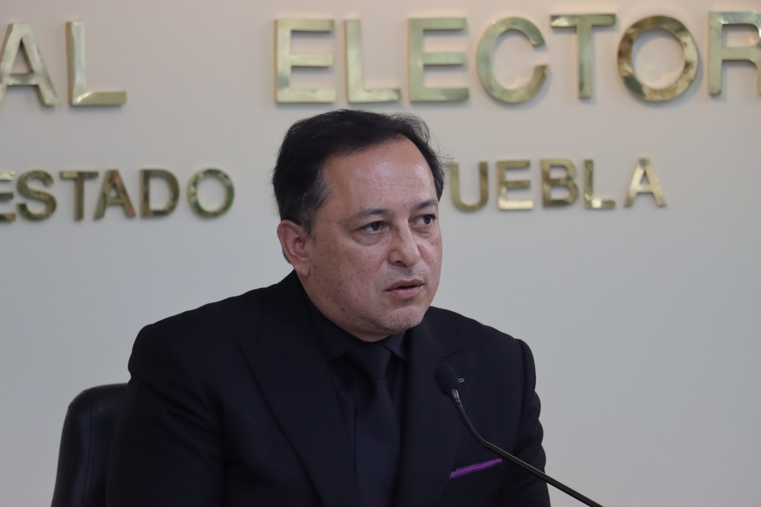 Instala INE Puebla sesión permanente para dar seguimiento a jornada electoral