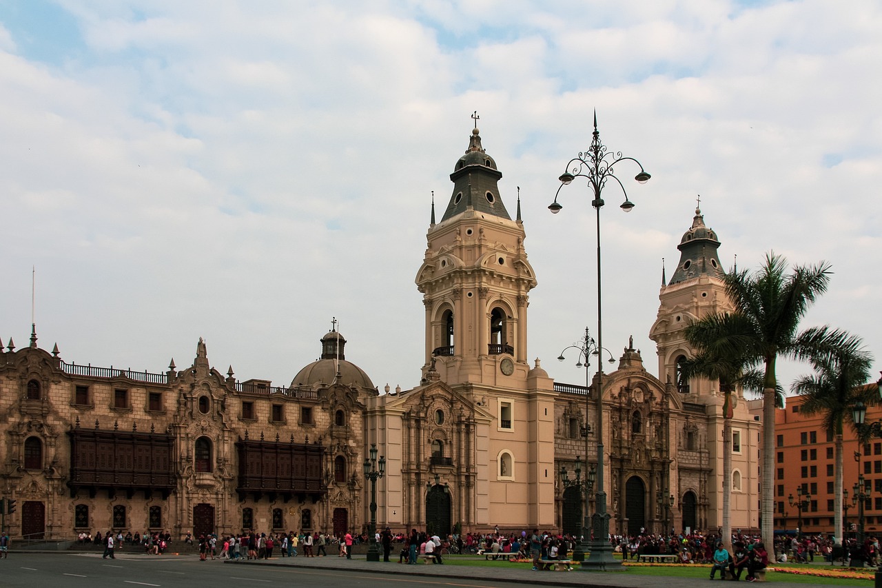 Lima,  la joya en la costa del Pacífico