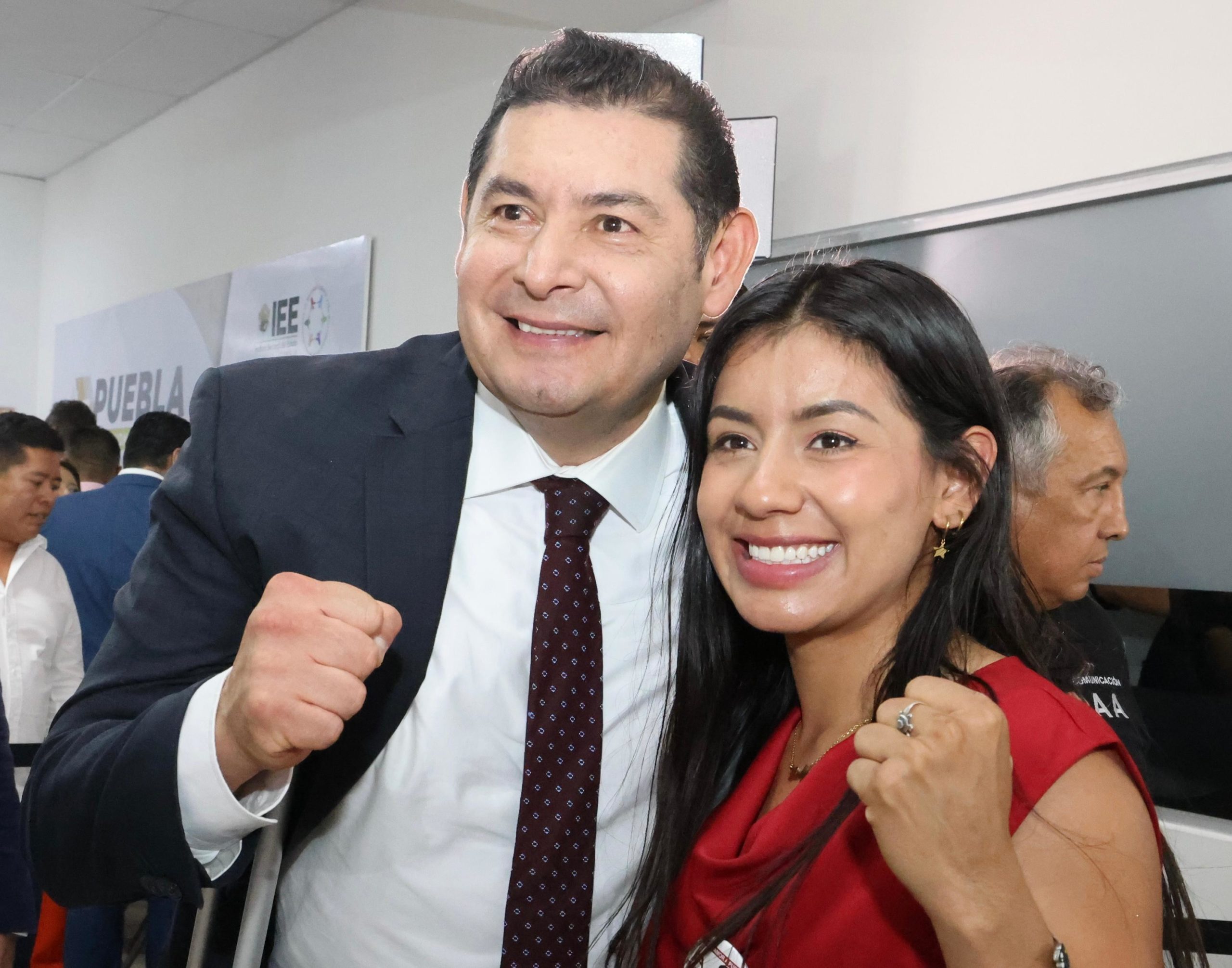 Alejandro Armenta y Gaby “La bonita” Sánchez