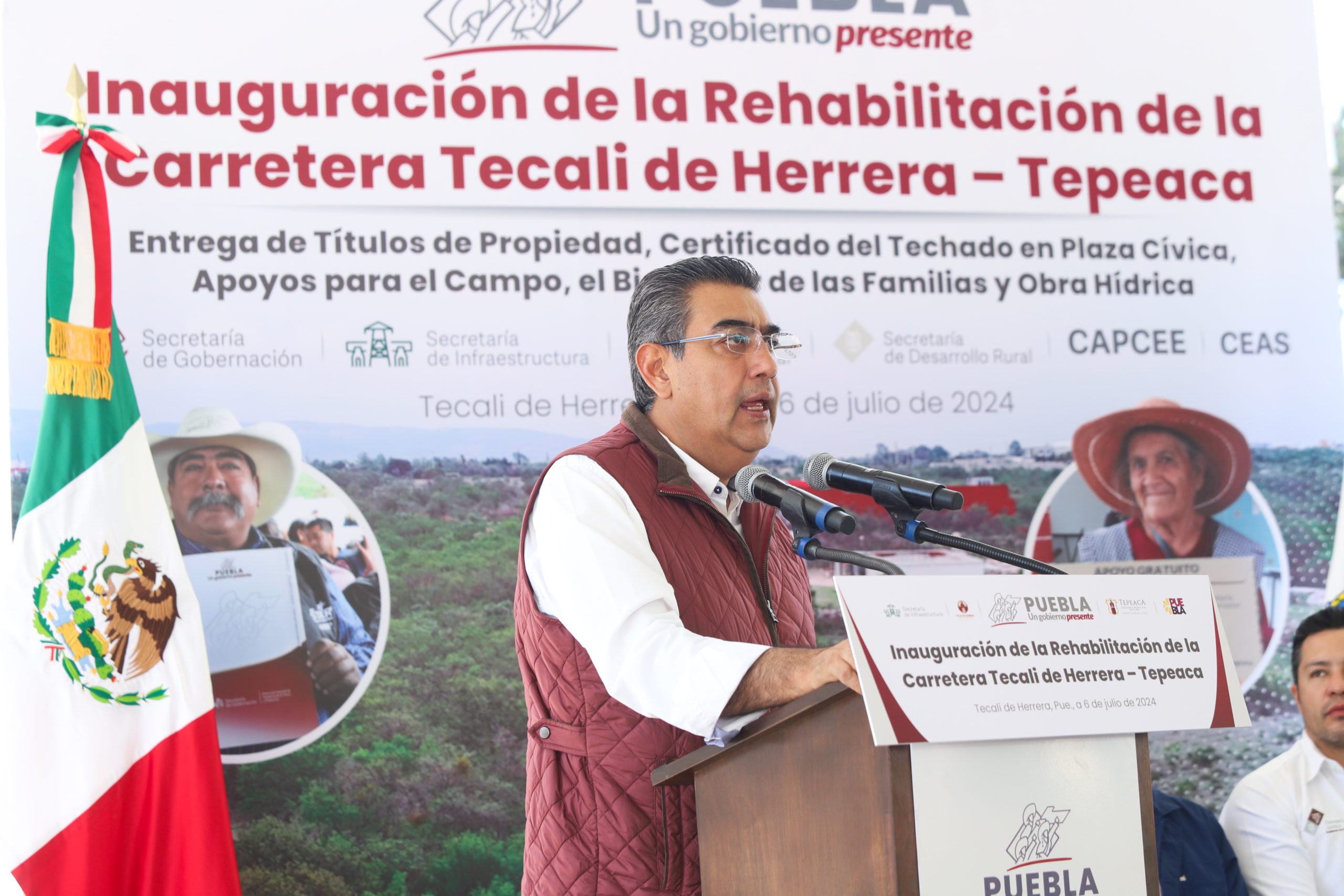 Rehabilitación de carretera Tecali de Herrera-Tepeaca