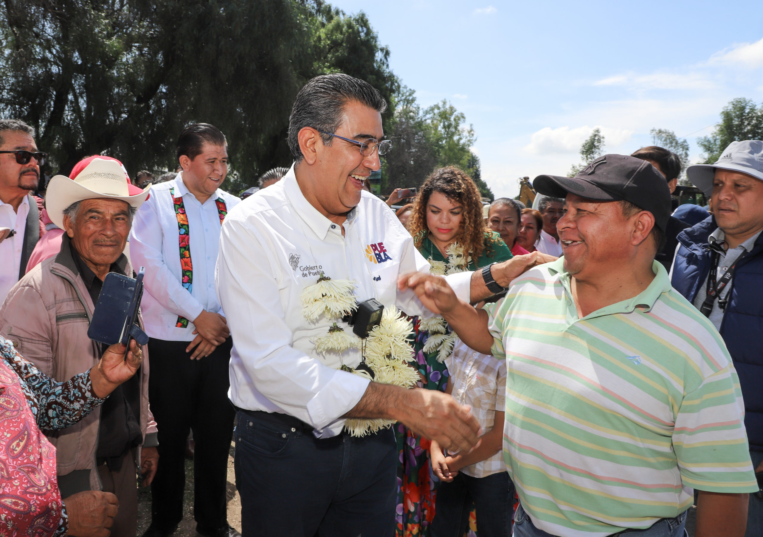 Sergio Salomón en Central de Abastos de Huixcolotla