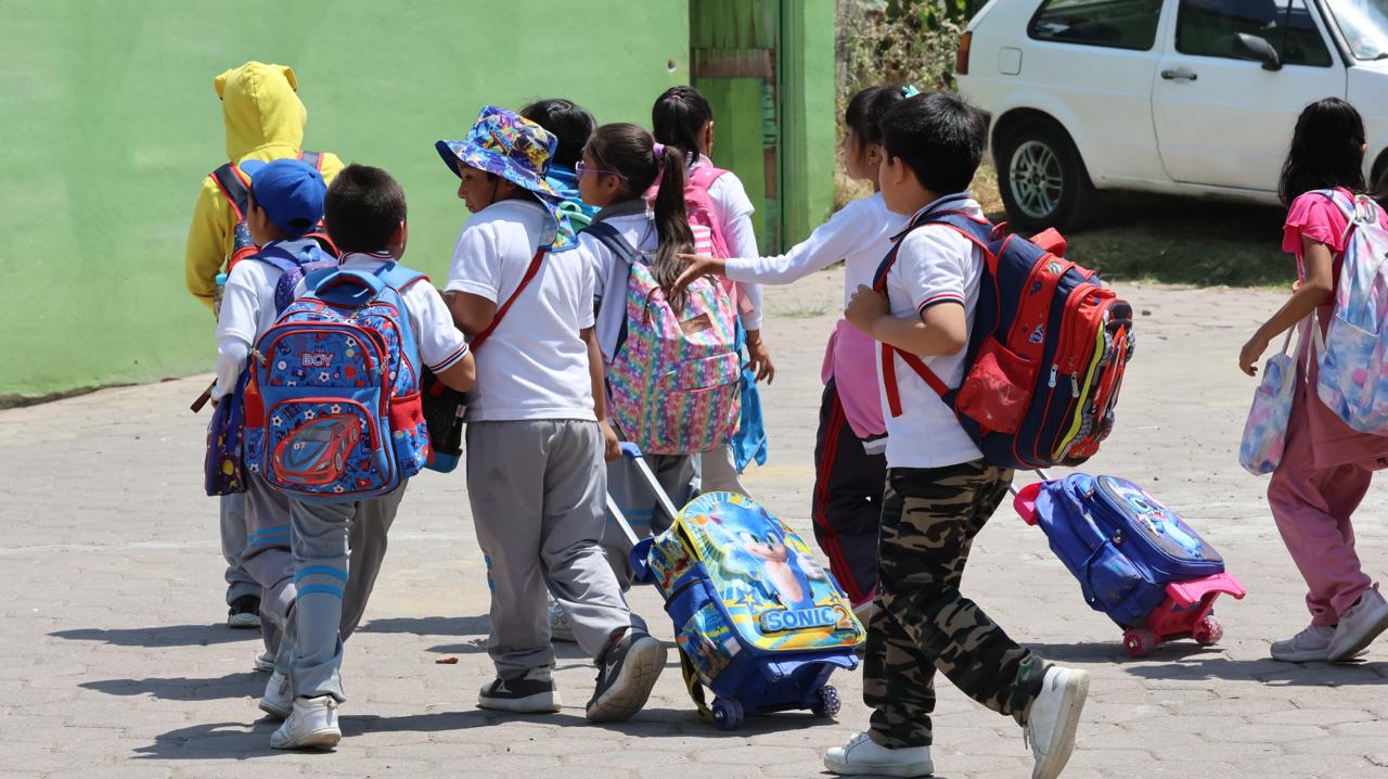 Secretaría de Educación Pública emite lineamientos para el cierre del ciclo escolar 2023-2024 en Puebla