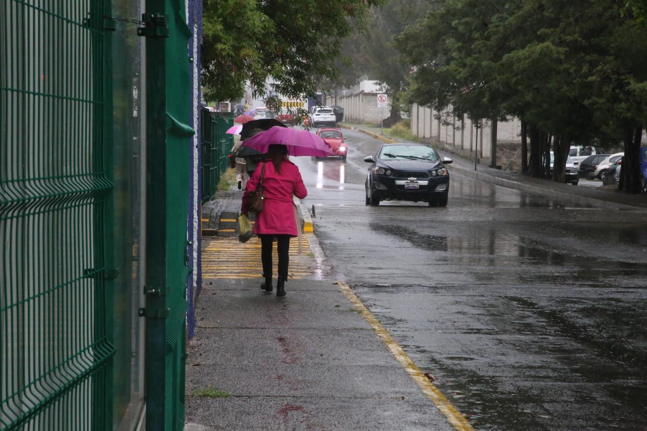 Ligera lluvia en Puebla