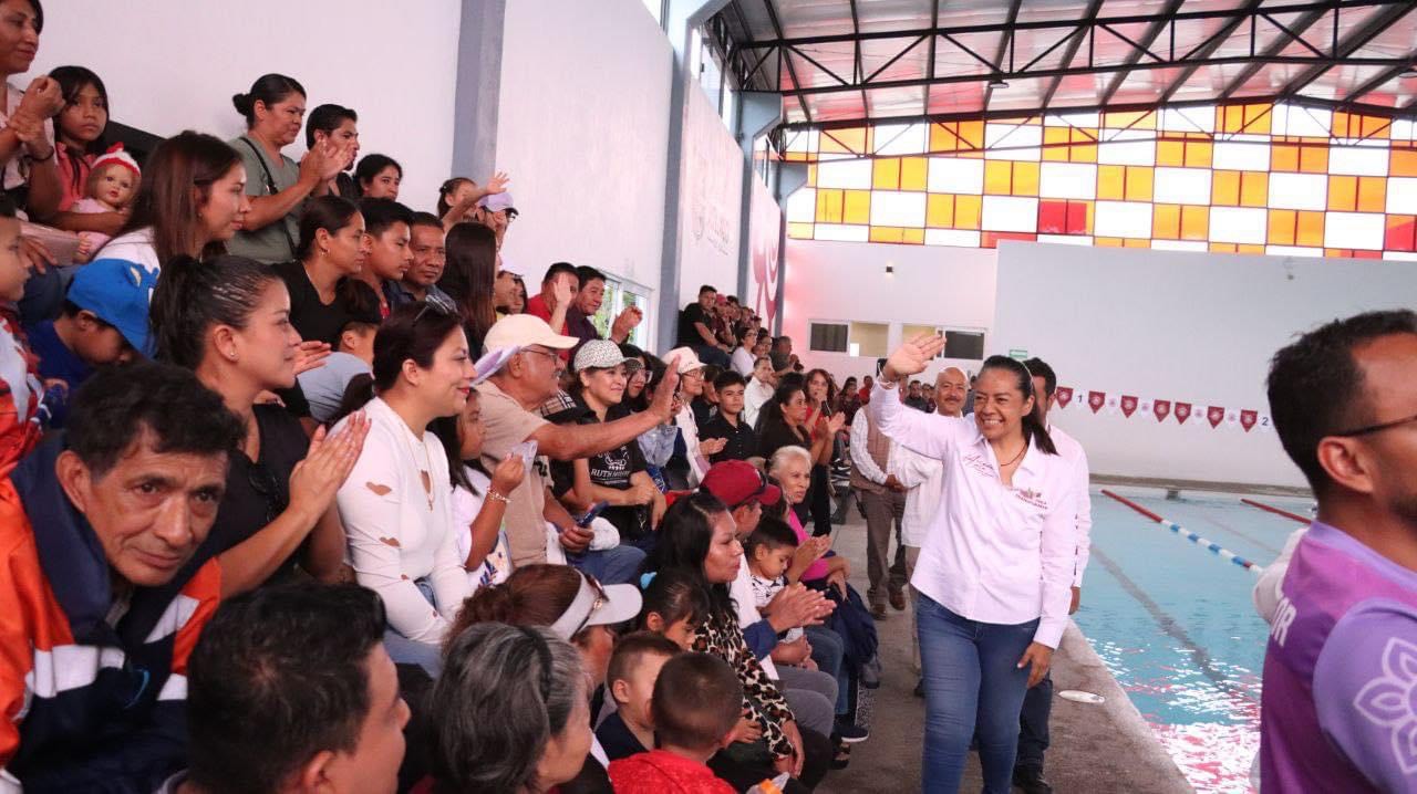 primera competencia en la alberca semiolímpica municipal