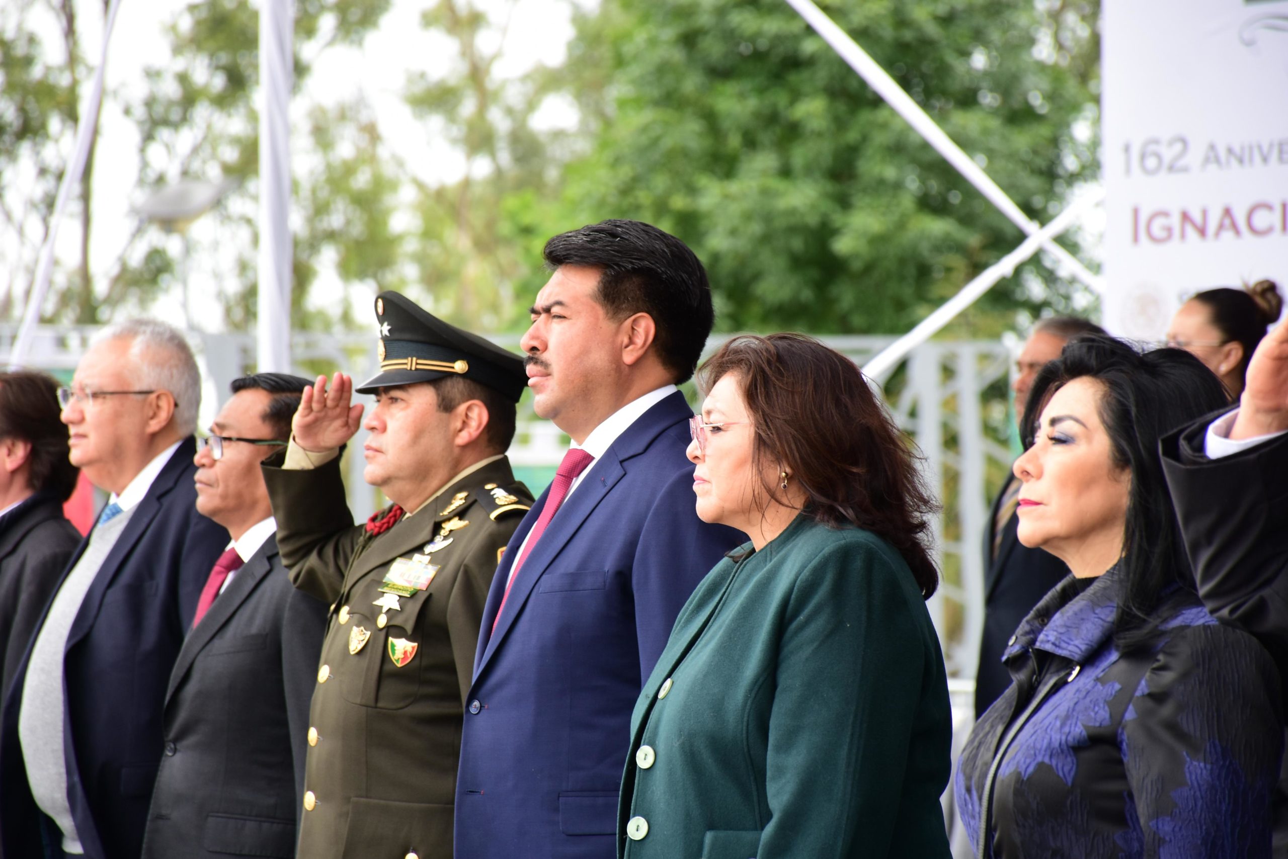 Autoridades estatales conmemoran a mexicanos que forjaron historia de México