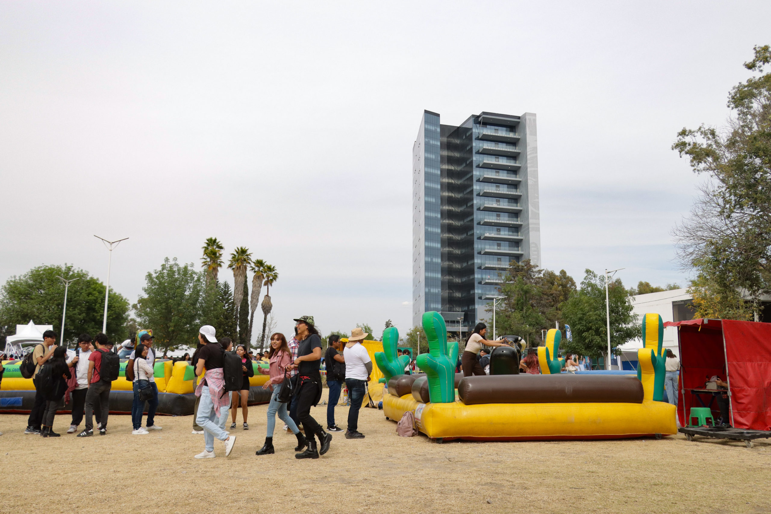 BUAP celebra Día de la Independencia con gran Fiesta Mexicana