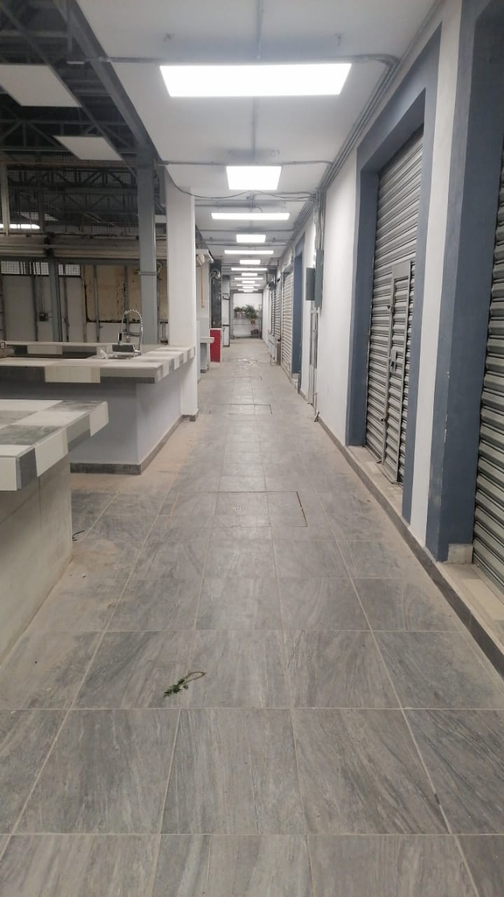 Tras reconstrucción del mercado de San Martín Texmelucan, regresan 300 comerciantes a ocupar sus lugares