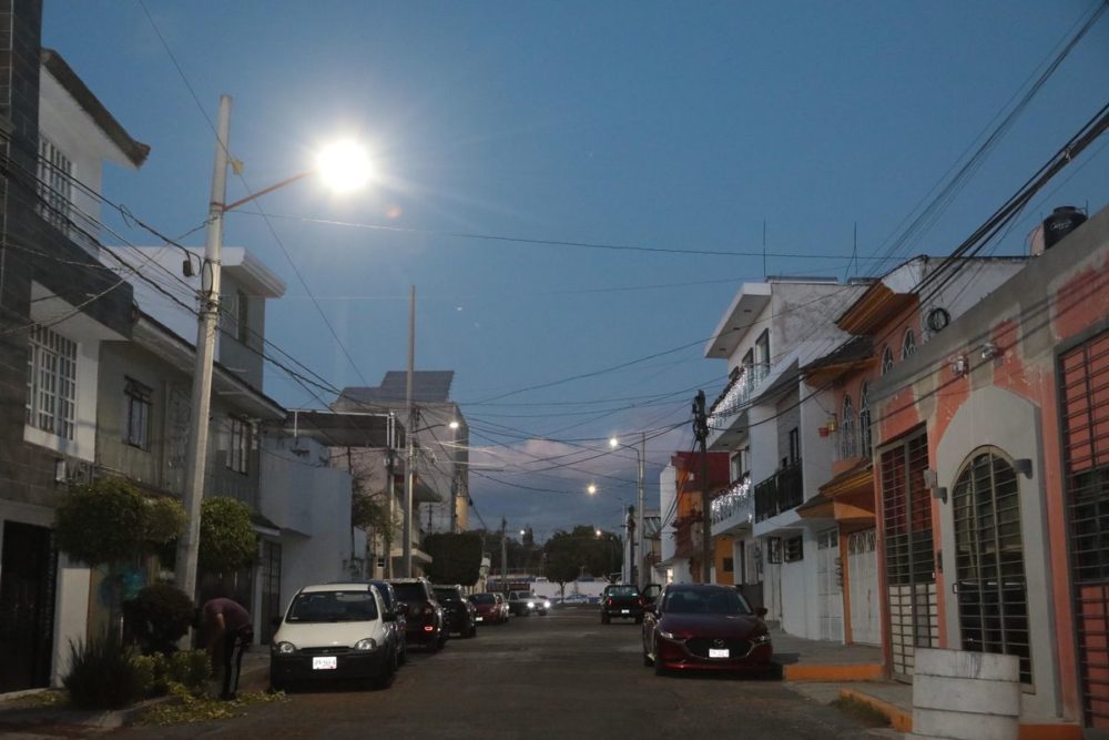 ayto-pue-entrega-luminarias