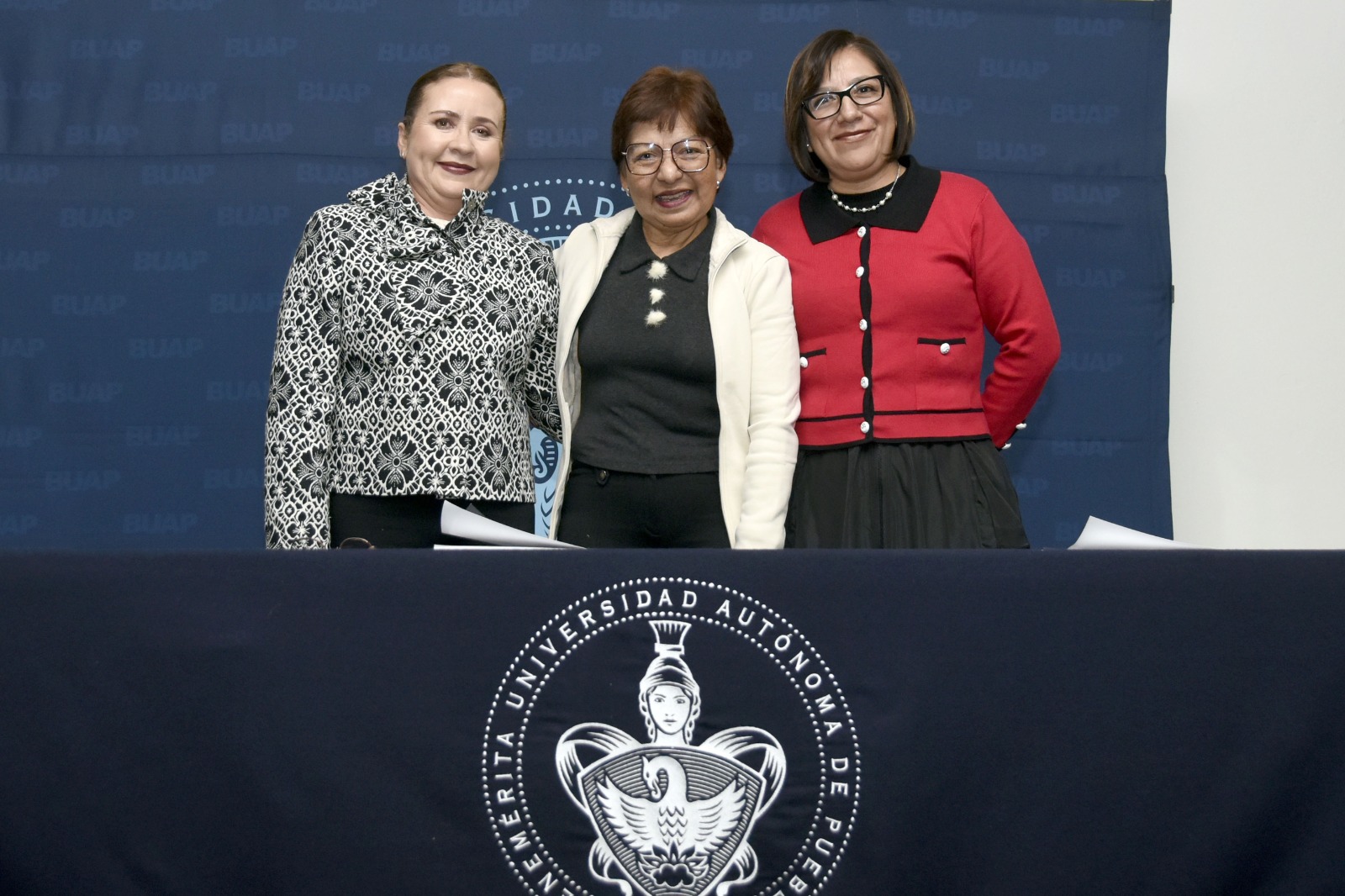 Informe de Labores en Preparatoria Enrique Cabrera