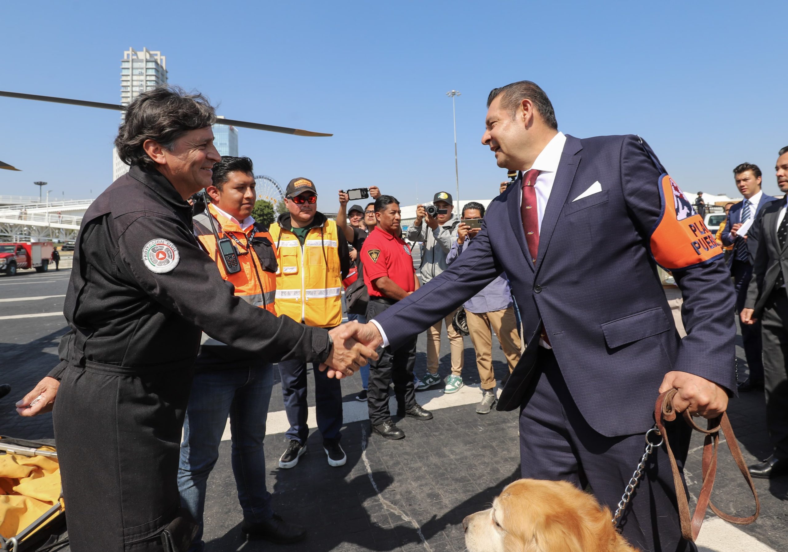 Alejandro Armenta presenta a la Policía Forestal y Guardia Forestal