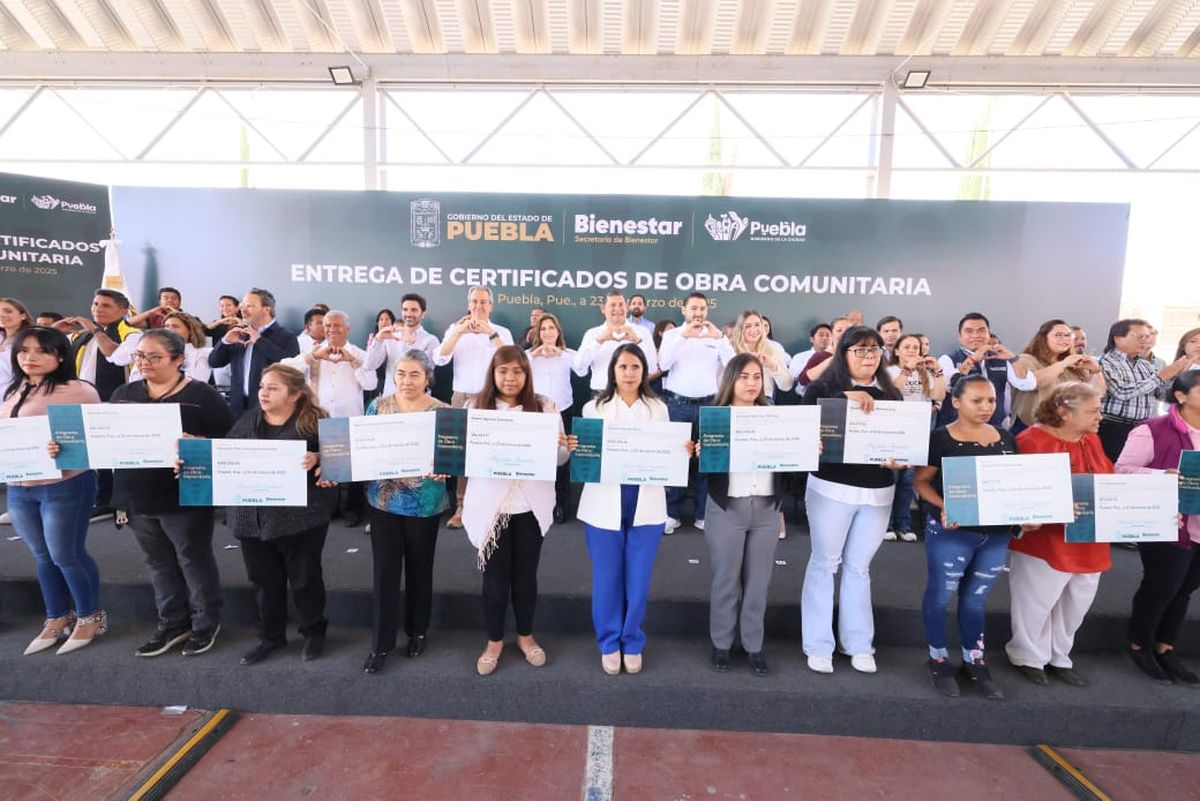 gob-pue-entrega-certificados-obra-comunitaria