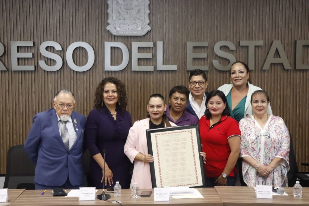 congreso-pue-homenaje-gabriela-mistral