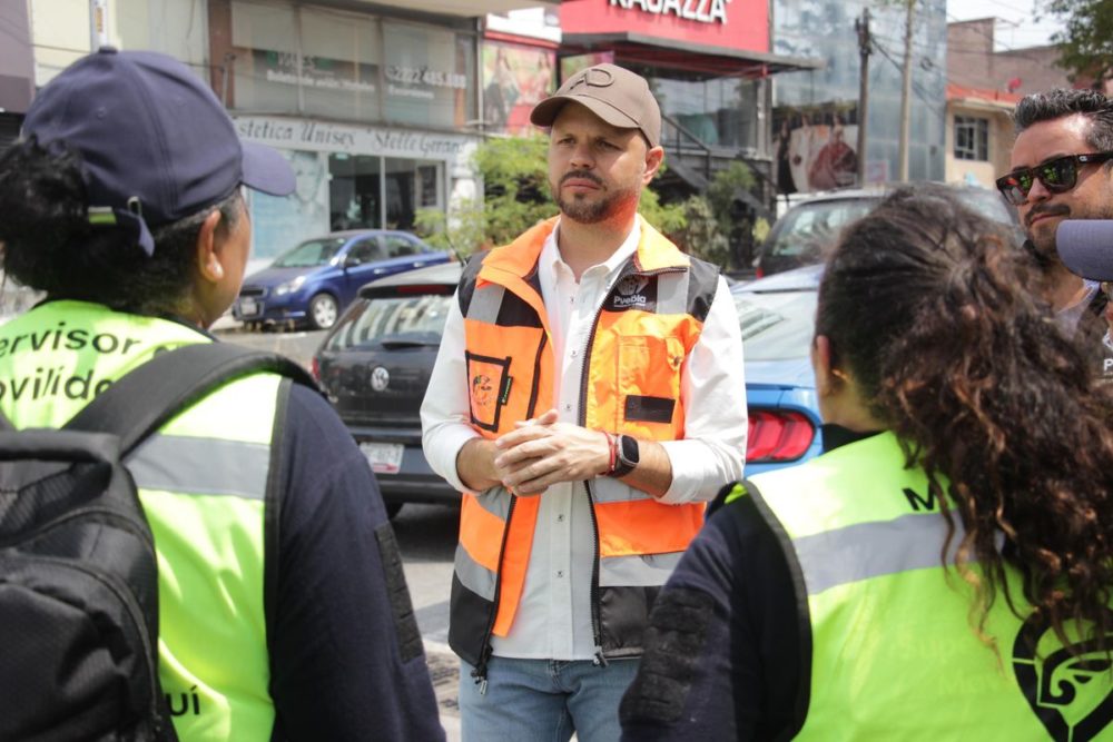 ayto-pue-estacionate-aqui-david-aysa
