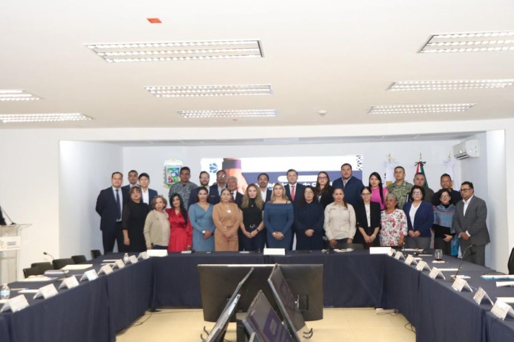 idamis-pastor-presidenta-protocolo-alba