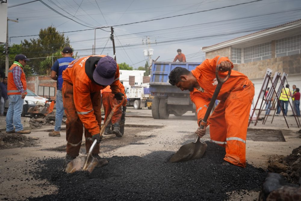 ayto-pue-bacheando-puebla-bugambilias