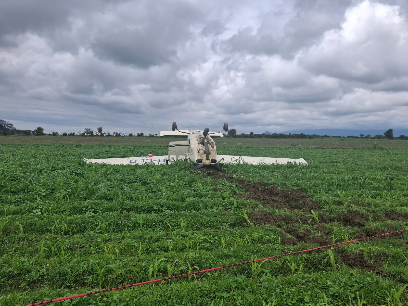 Avioneta se desploma en Huejotzingo; sus dos tripulantes resultan ilesos 