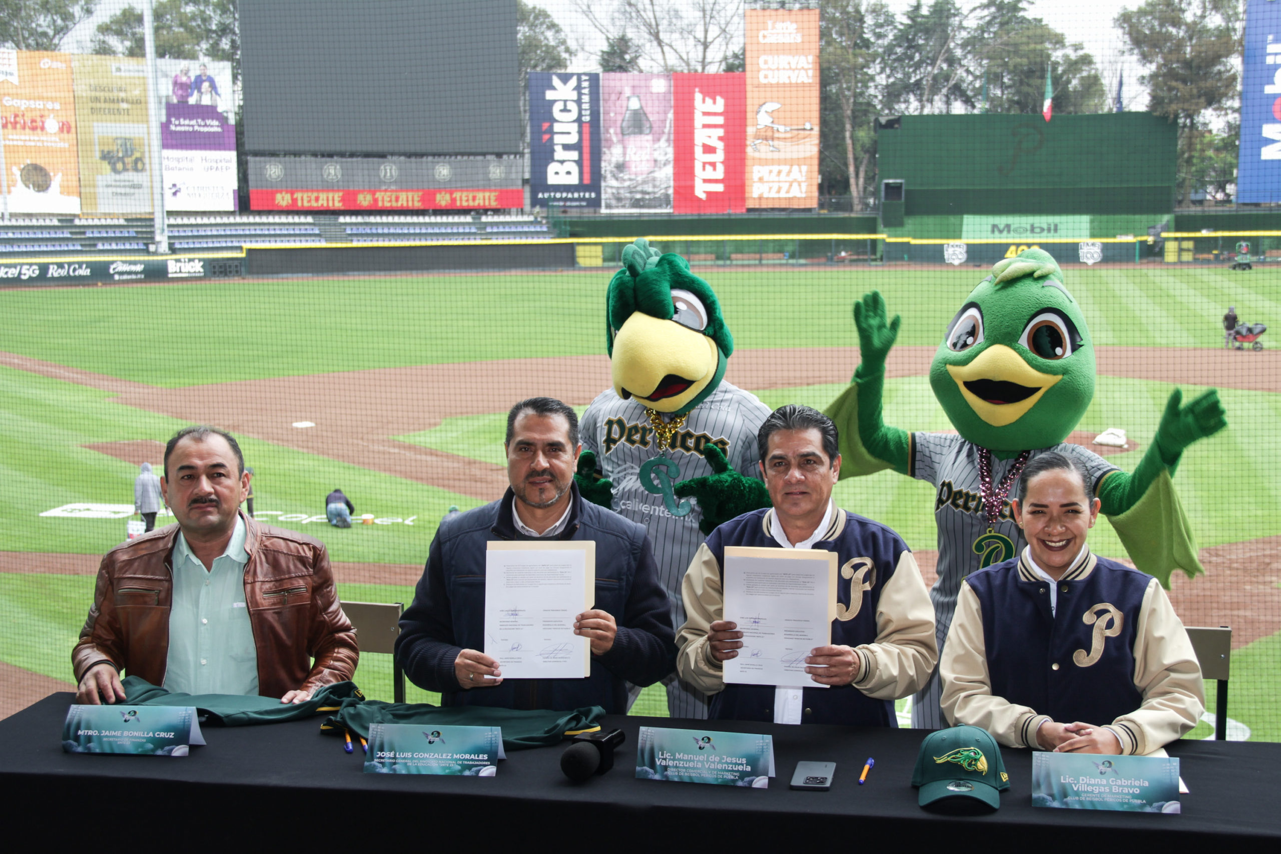 Pericos y SNTE Sección 23