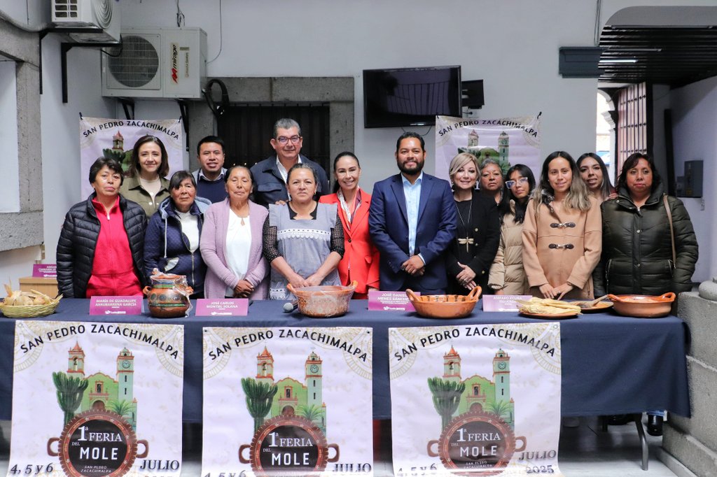 Primera Feria del Mole