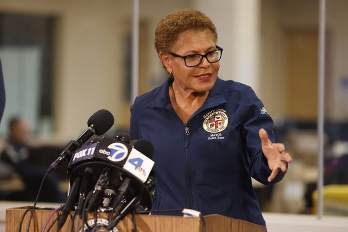 Karen Bass, alcaldesa de Los Ángeles