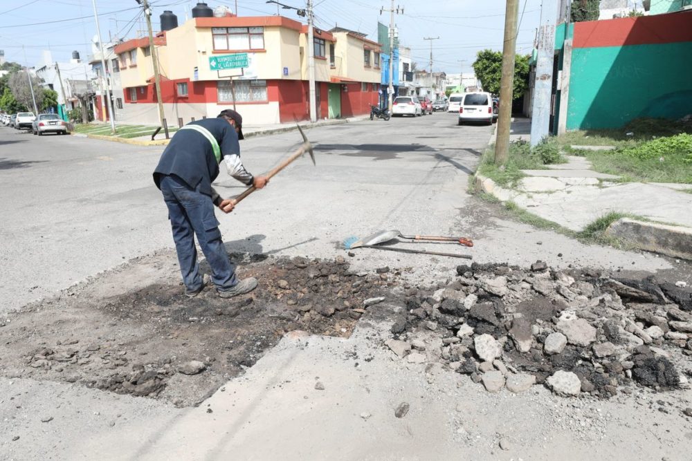 ayto-pue-pepe-chedraui-bacheando-puebla