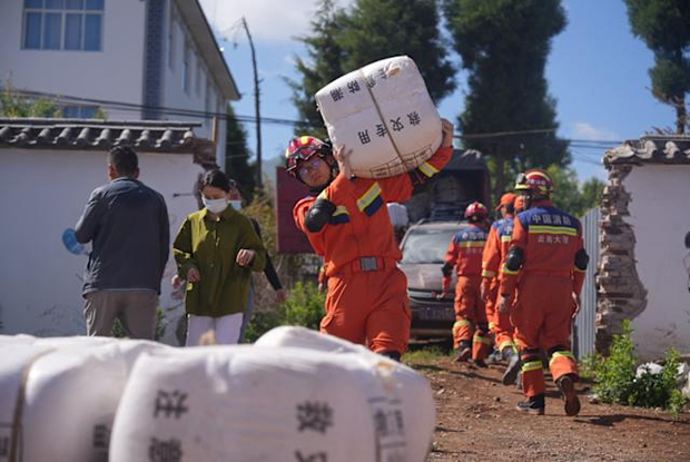 Sismo en Yunnan