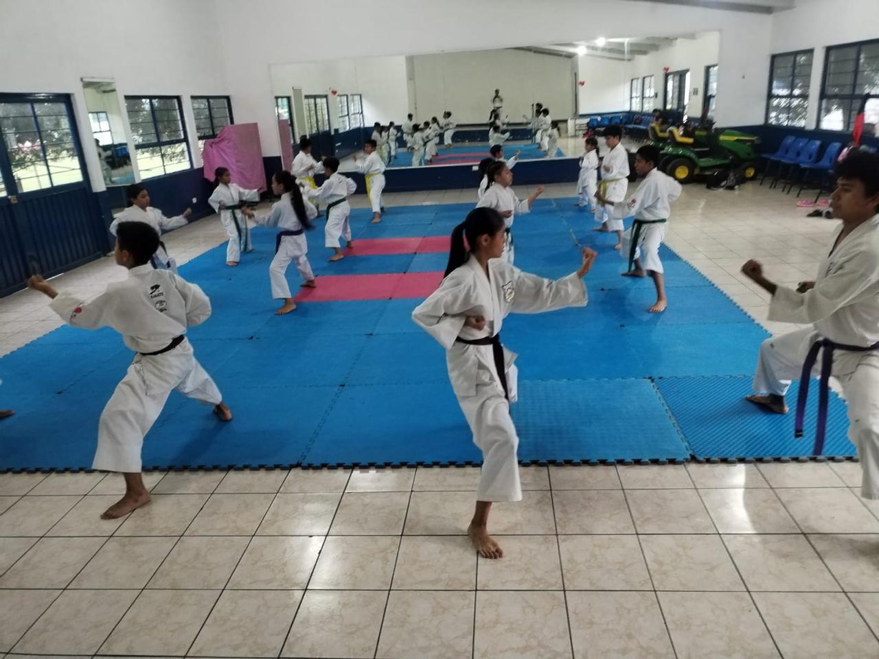 Ariadna Ayala, presidenta de Atlixco, impulsa escuelas deportivas gratuitas