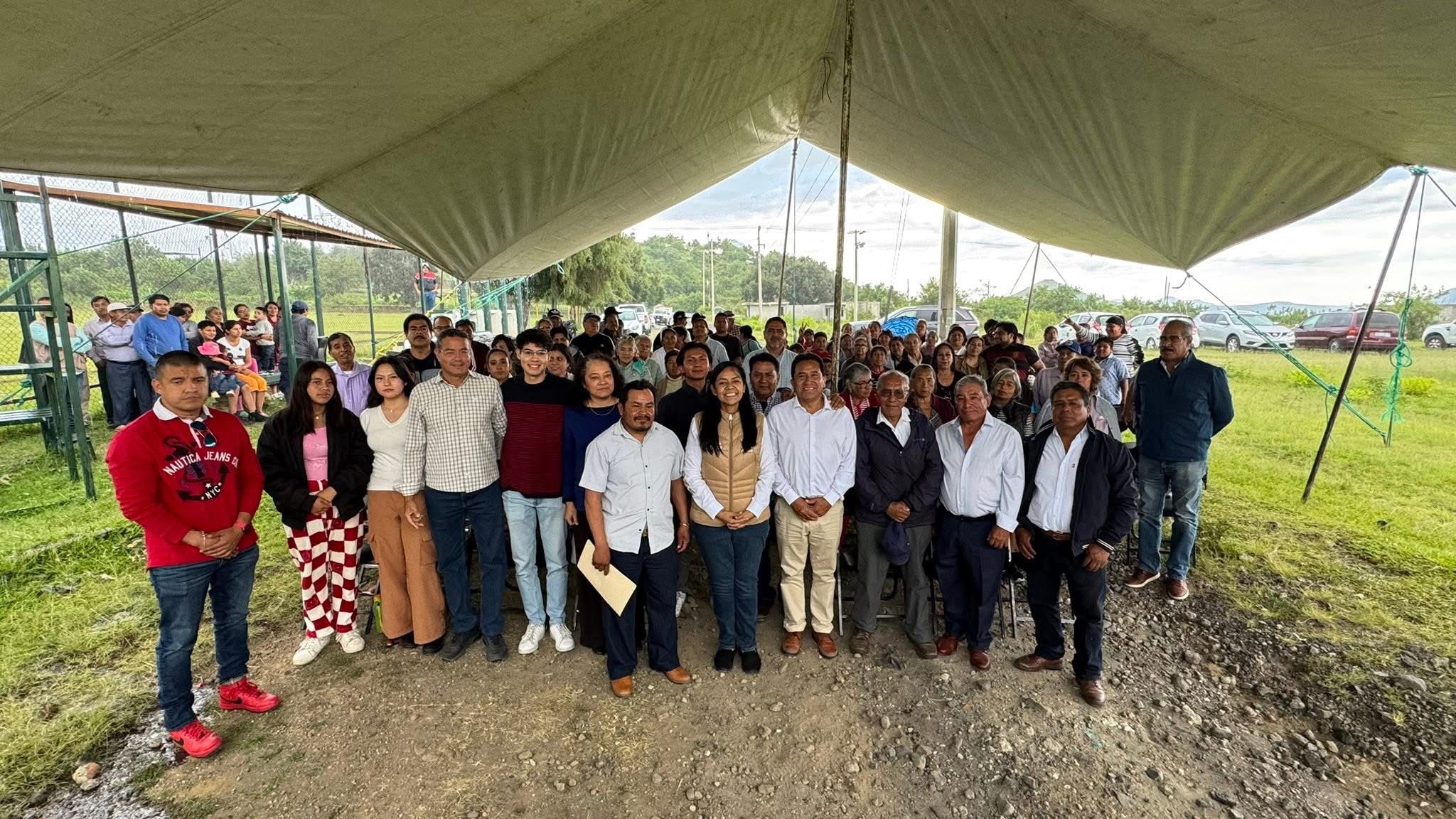 Ariadna Ayala lleva justicia social a Lomas de Ixtepec con la mayor obra de electrificación en su historia