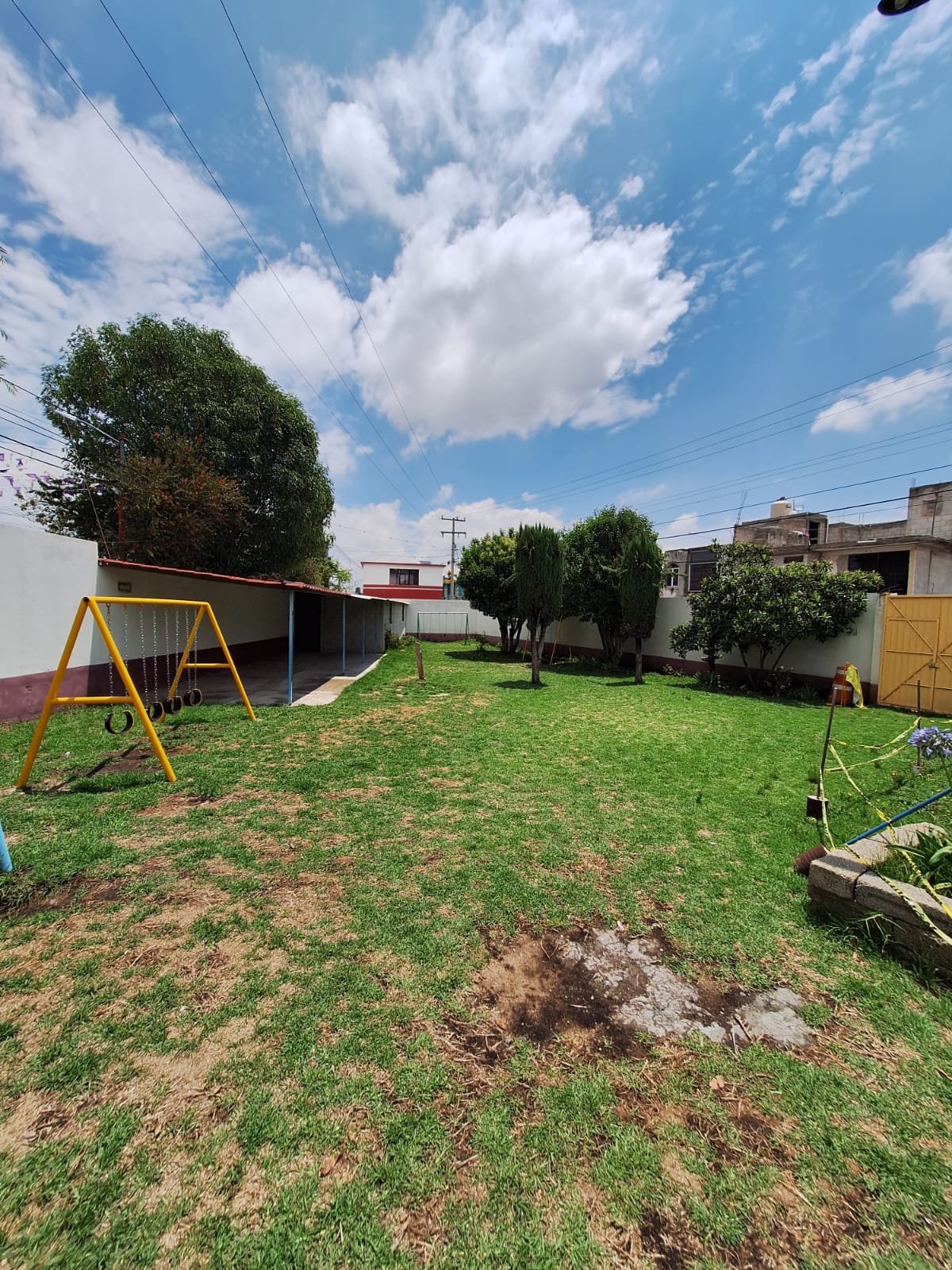 Gobierno de San Martín Texmelucan trabaja en regularización de predios de escuelas públicas
