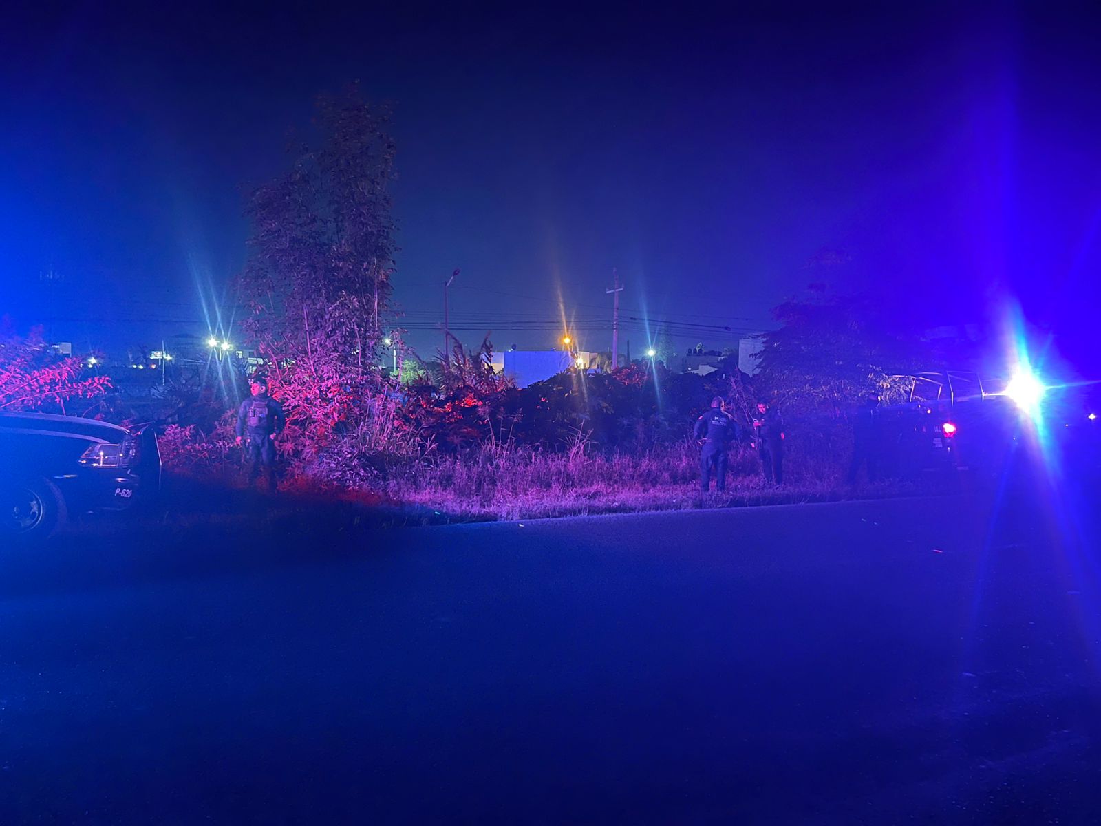 Hallan cuerpo de hombre asesinado y encobijado en Huejotzingo