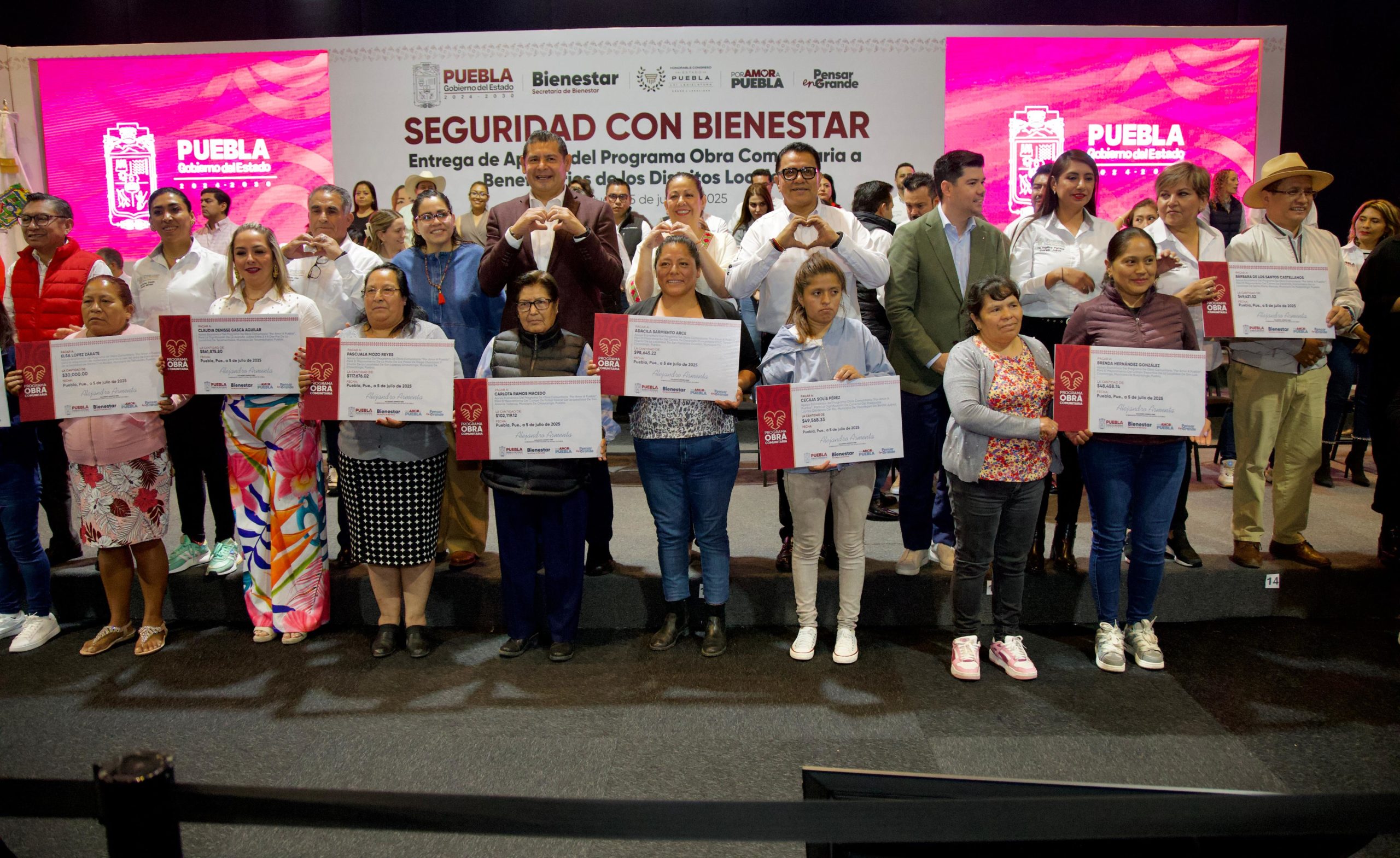 congreso-pue-entrega-apoyos-programa-obra-comunitaria