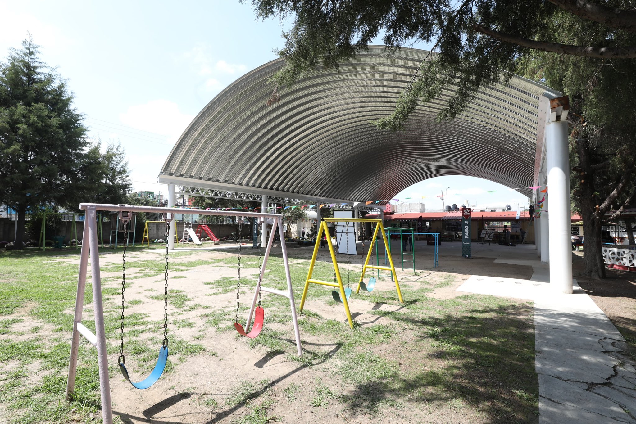 Evalúa SEP daños en más de 70 escuelas por lluvias en Puebla