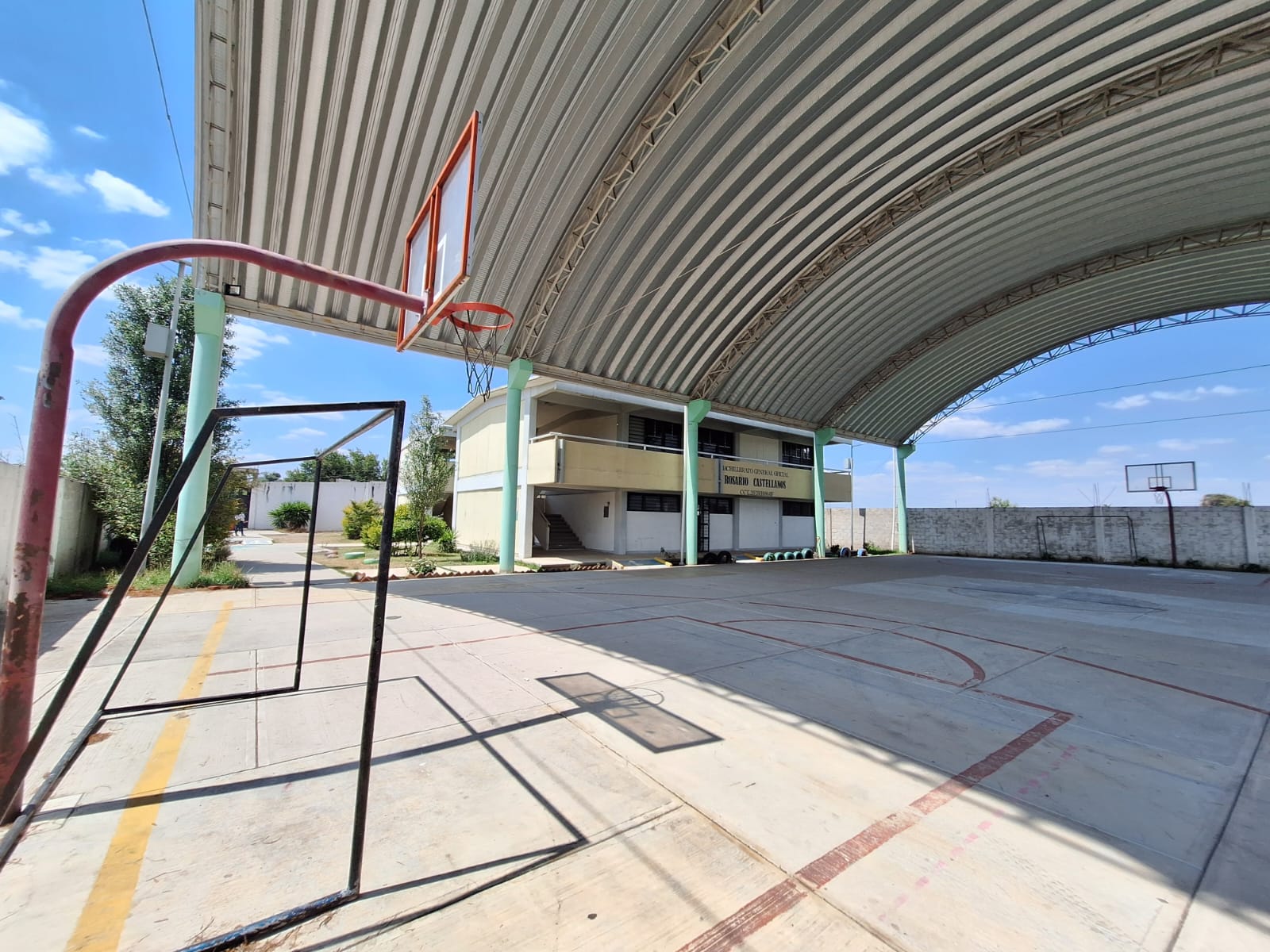 Gobierno de San Martín Texmelucan trabaja en regularización de predios de escuelas públicas