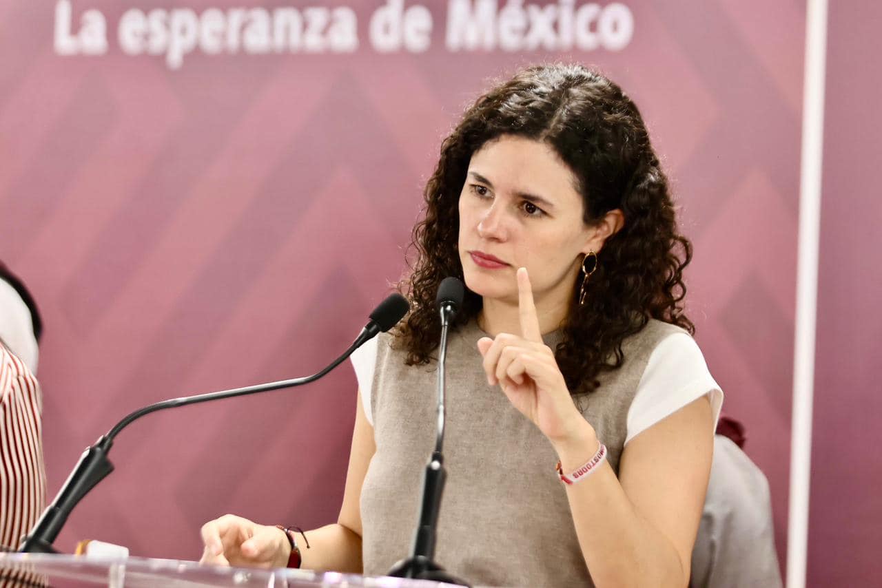 Luisa Alcalde llama a morenistas a evitar lujos y vivir con humildad tras polémicos viajes