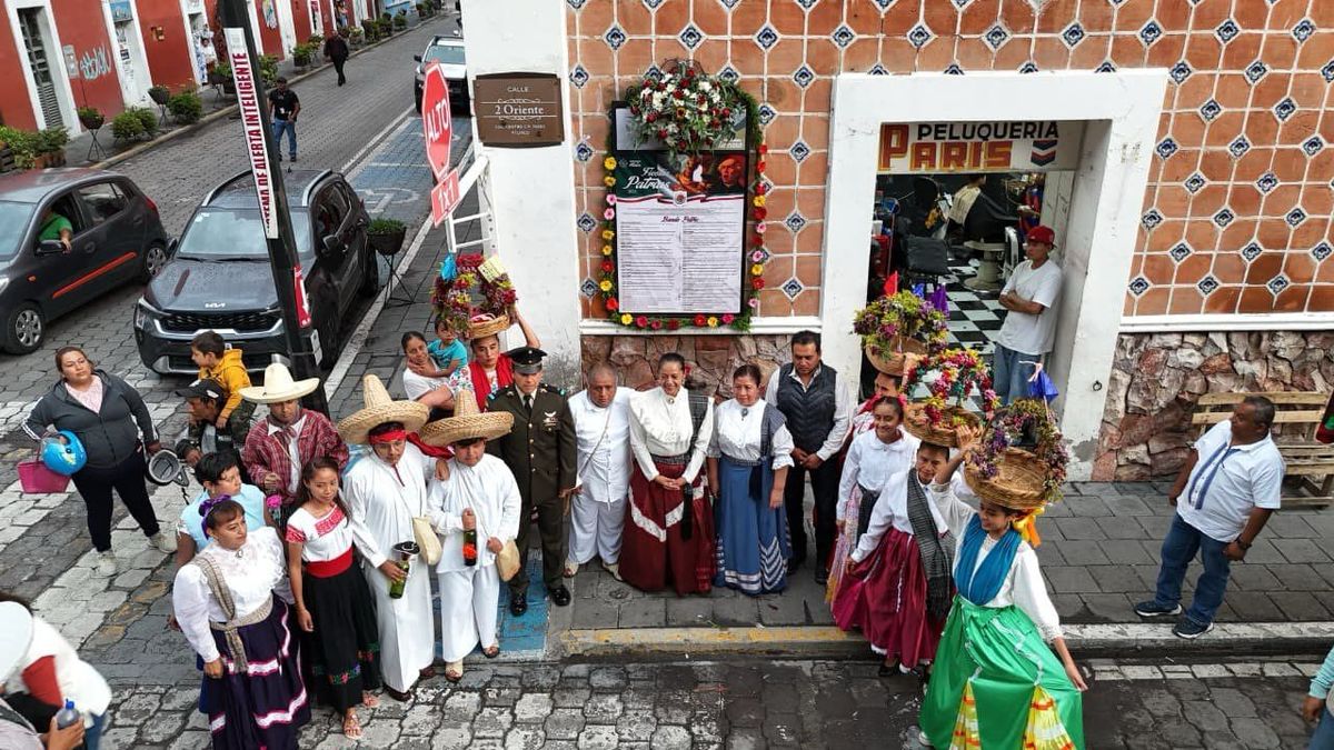 atlixco-pega-bando-patrio