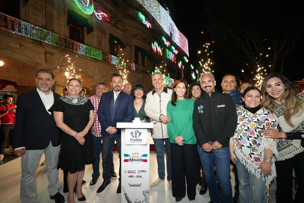 ayto-pue-encendido-luces-fiestas-patrias