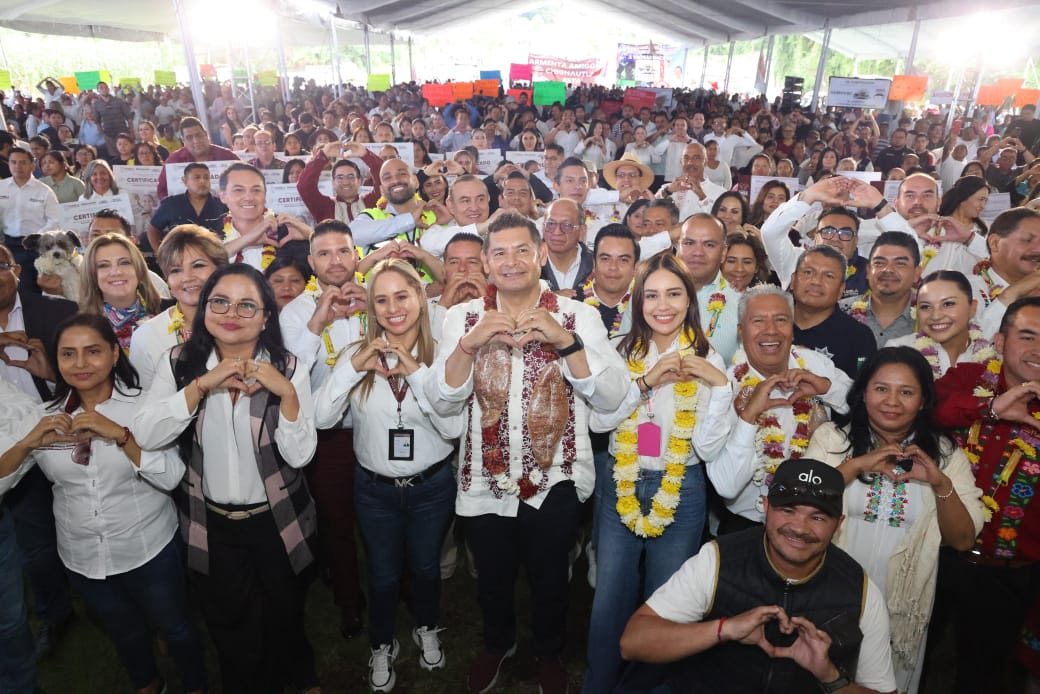 En Yaonáhuac, Armenta cumple sueño de la educación pública en salud para jóvenes indígenas