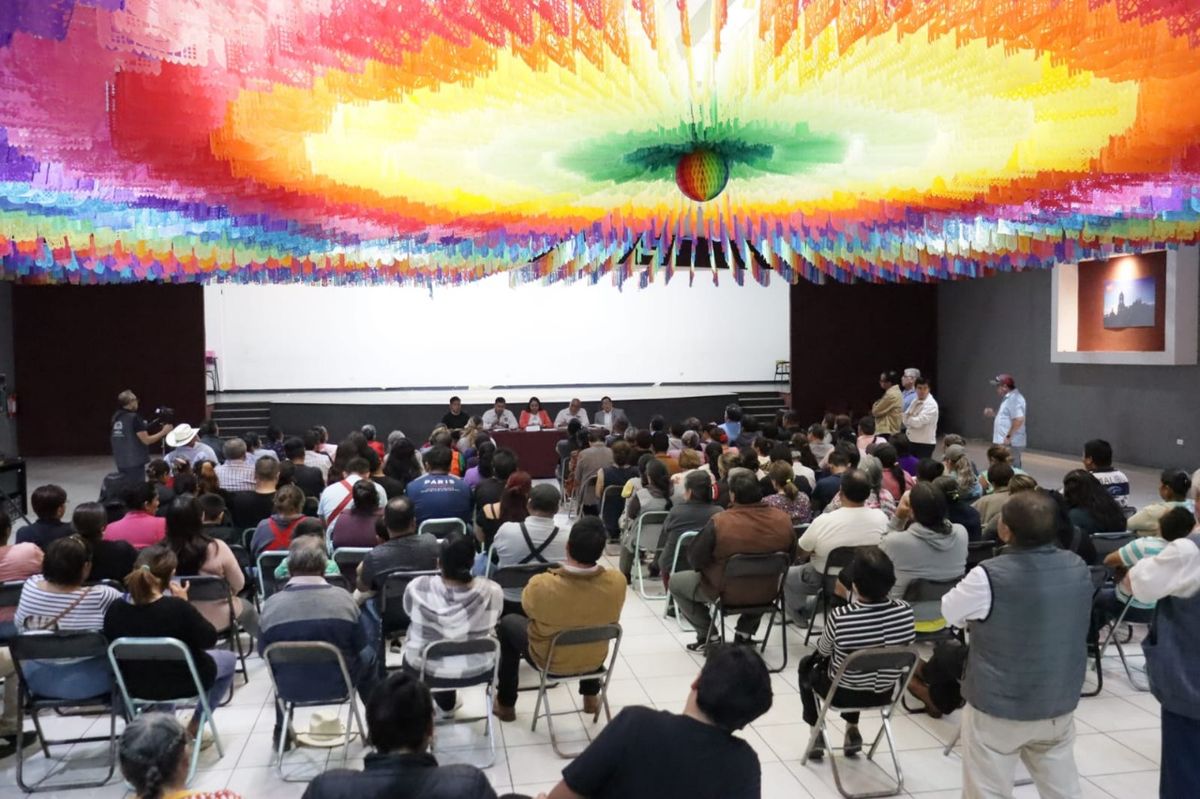 sp-cholula-mesa-dialogo-locatarios-mercado-cosme-del-razo
