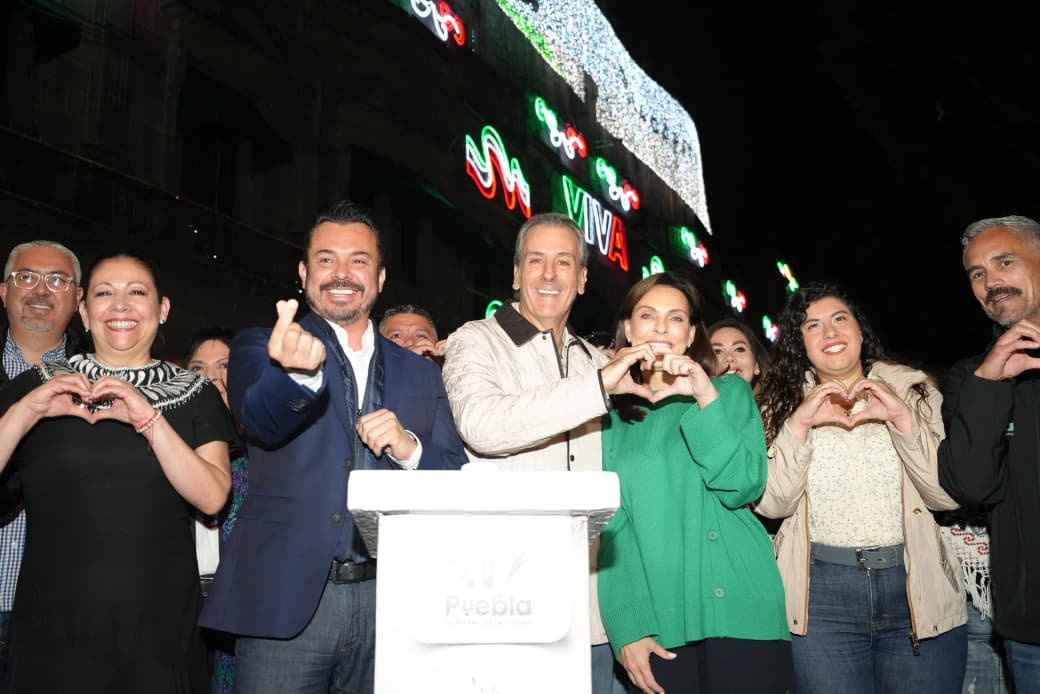 ayto-pue-encendido-luces-fiestas-patrias