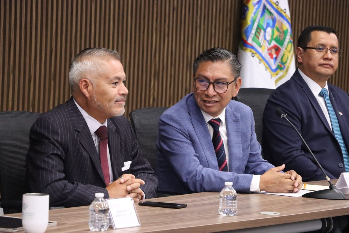 El Congreso del estado de Puebla llevó a cabo la Entrega de Reconocimientos a Personas Destacadas en el Ámbito Regional Mexicano