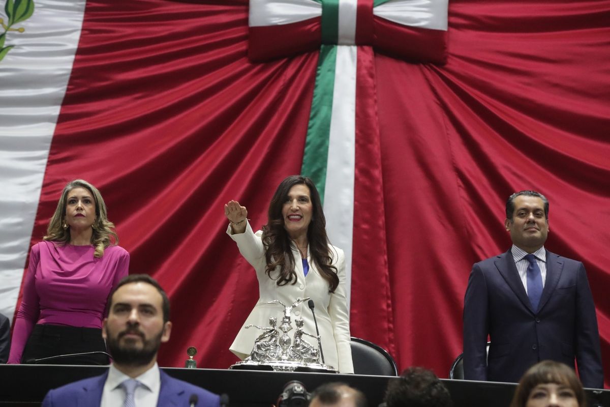 kenia-lopez-rabadan
