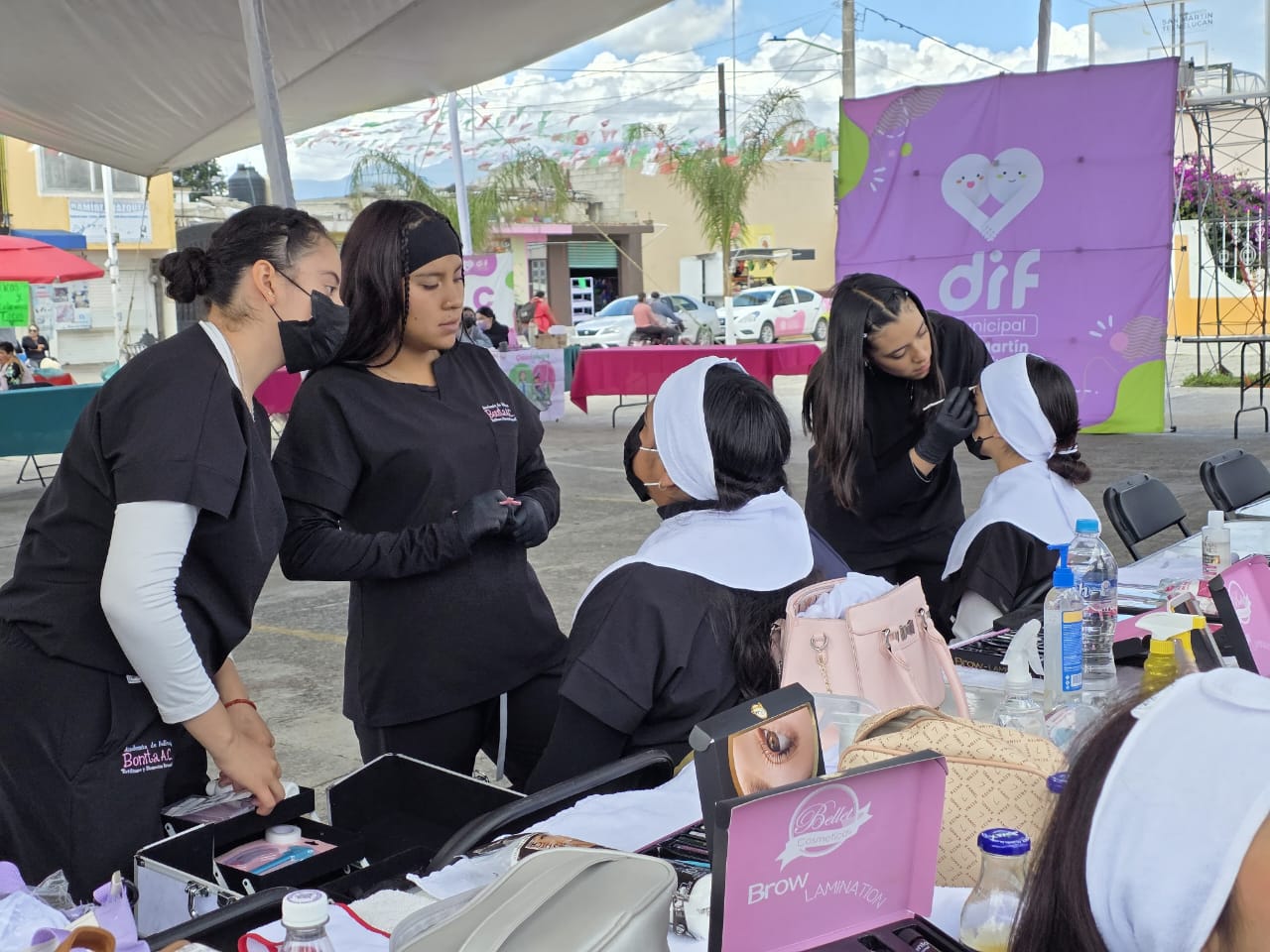 DIF de Texmelucan lleva la jornada integral de servicios “DIF Contigo” a Tianguismanalco