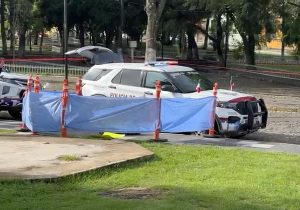 Hallan cuerpo sin vida en el Parque de Analco con narcomensaje; podría estar vinculado con "La Familia Michoacana"