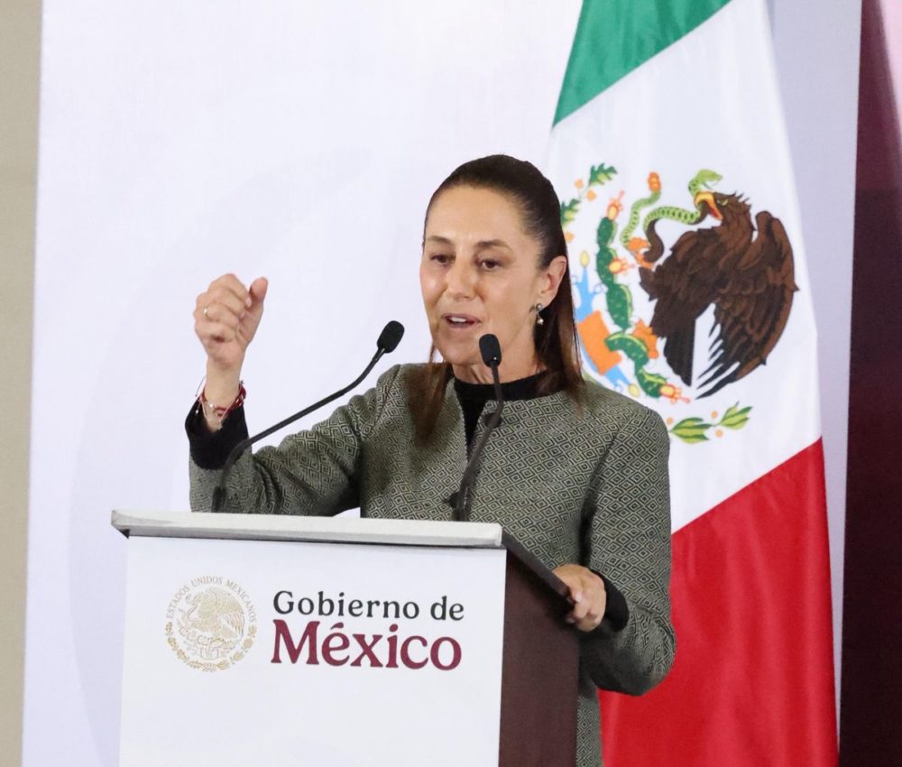 claudia-sheinbaum-centro-expositor
